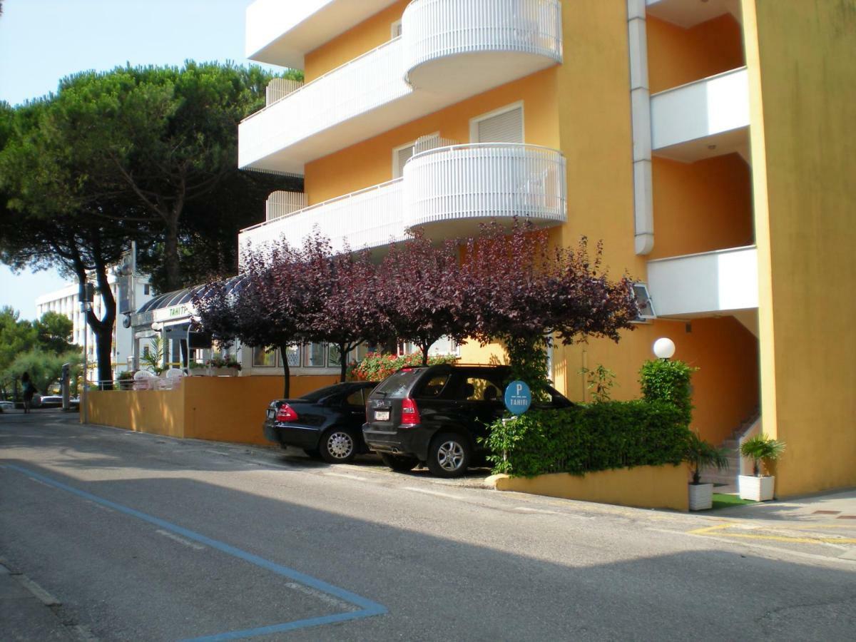 Hotel Garni Tahiti Bibione Exterior foto