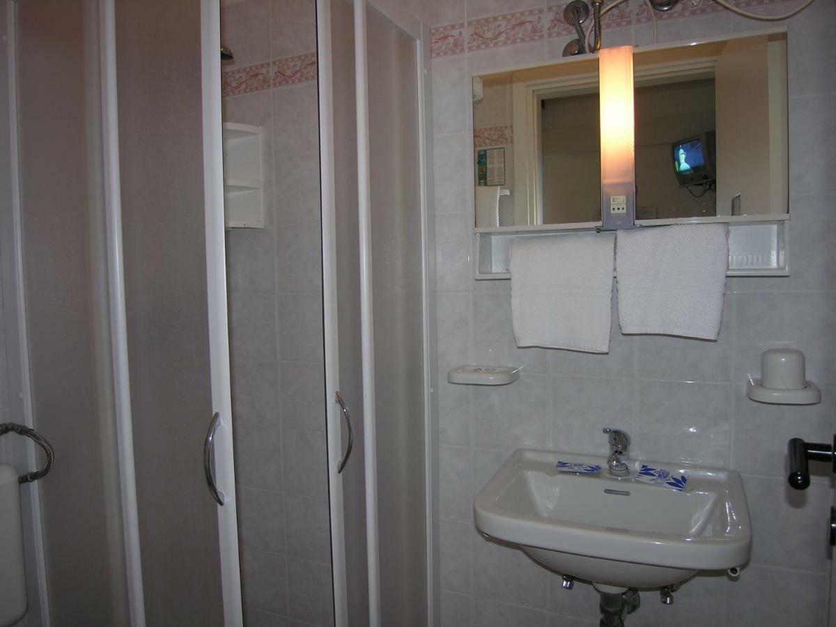 Hotel Garni Tahiti Bibione Exterior foto